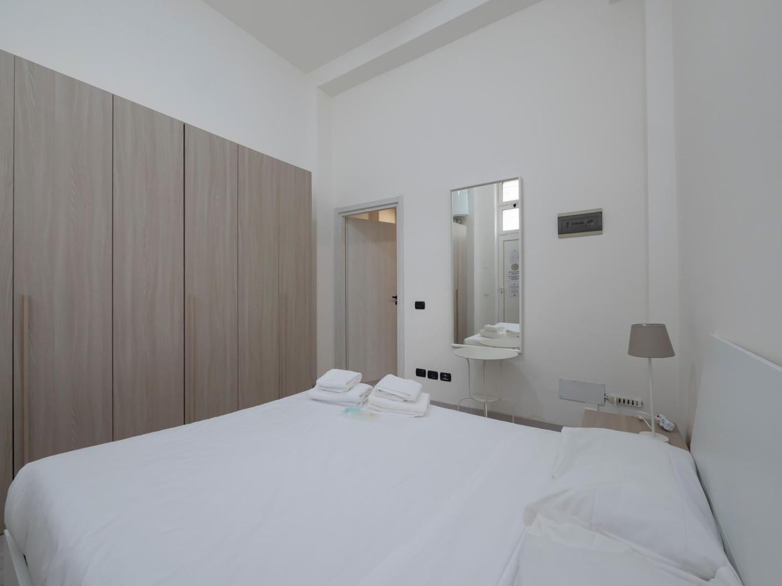 I Host - Breno 1 * Milano