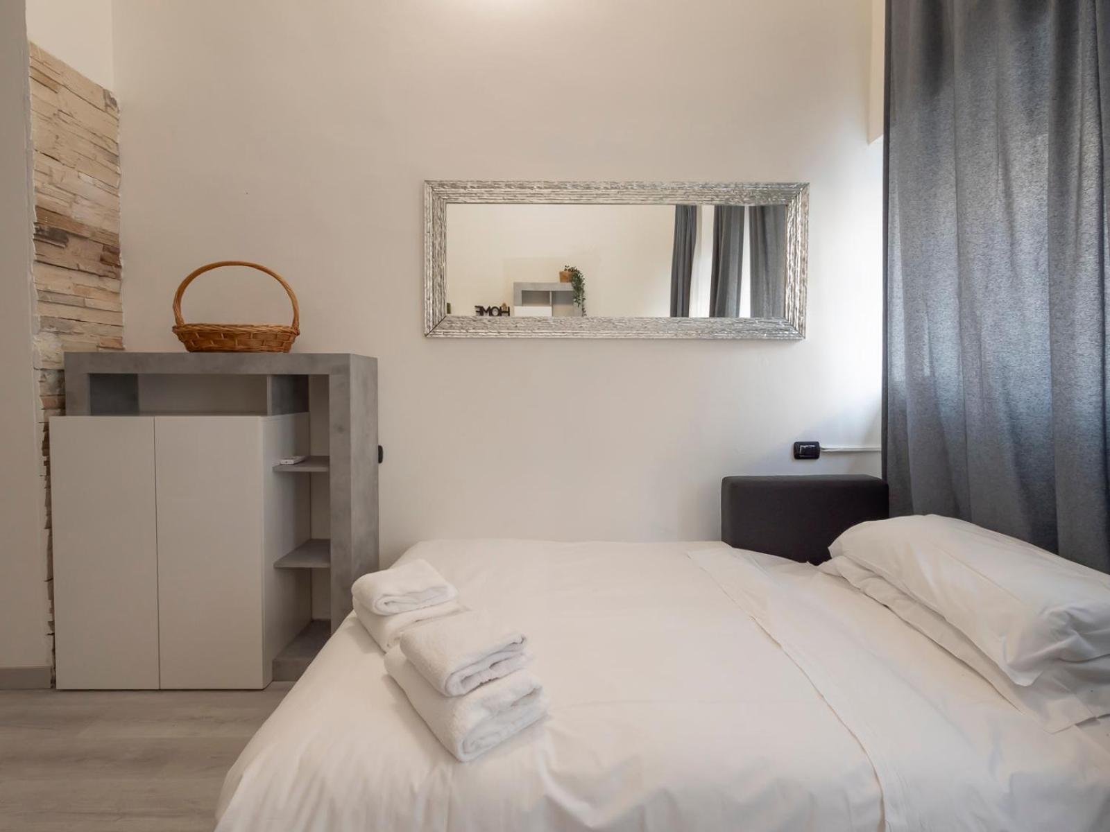 I Host - Breno 1 Appartamento Milano