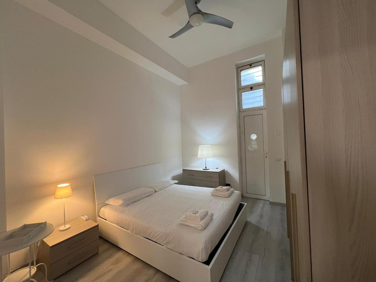 I Host - Breno 1 Apartment Mailand
